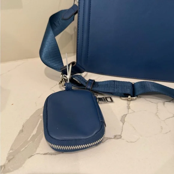 Steve Madden, Bevelyn Convertible Blue Leather Women's Bag Set - Picture 4 of 11